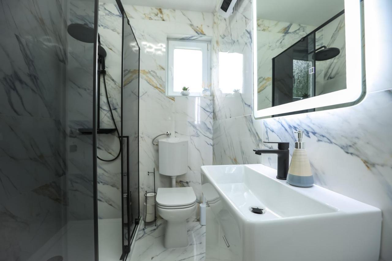 Luxury Apartment Amore In Mare Zadar Buitenkant foto